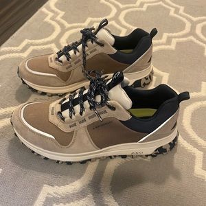 Clarks ATL Trek